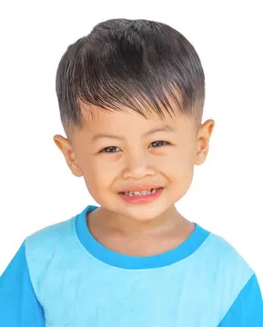 何俊